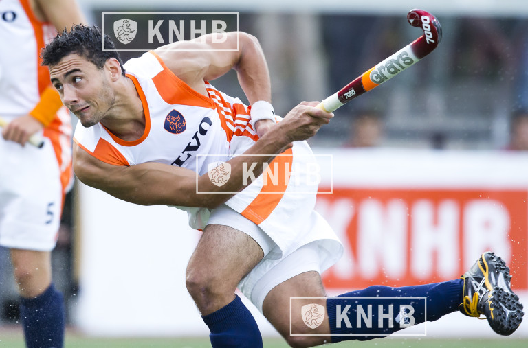 Nederland-Wales - 11