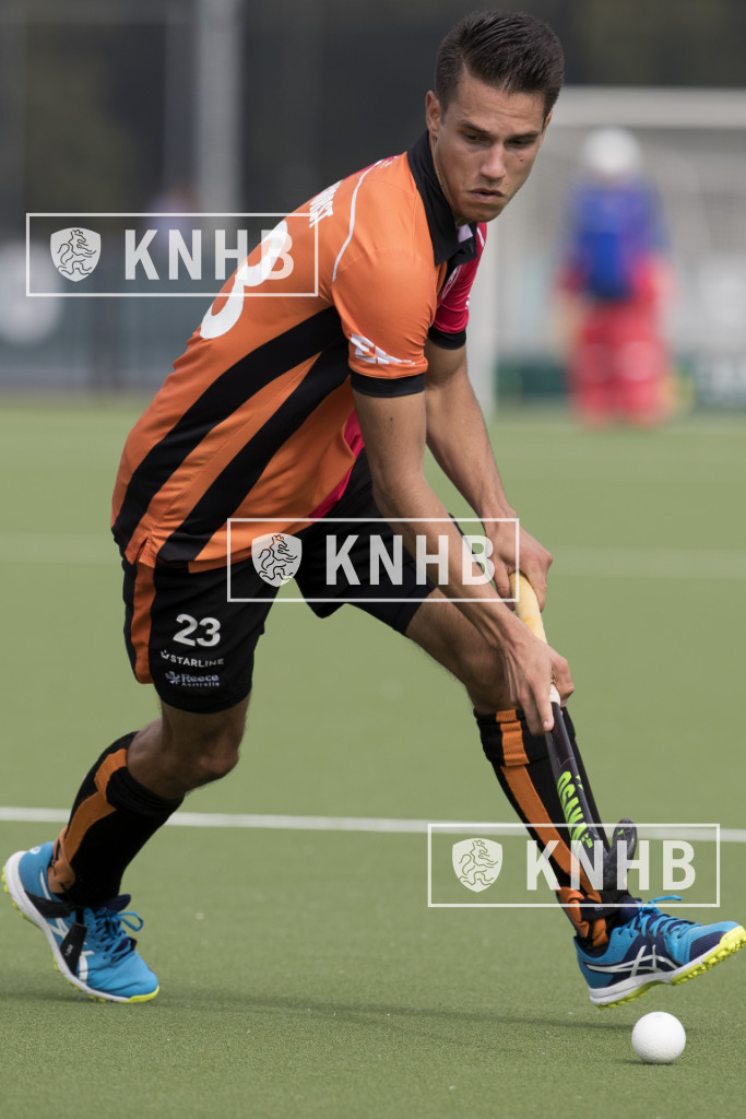 Oranje Rood - Qui Vive